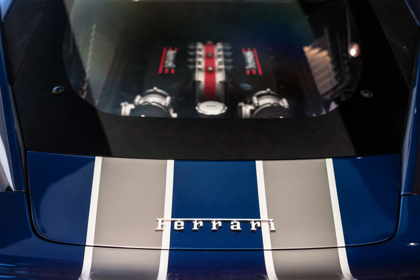 1991921-ferrari-458-speciale-silnik-v8.jpg