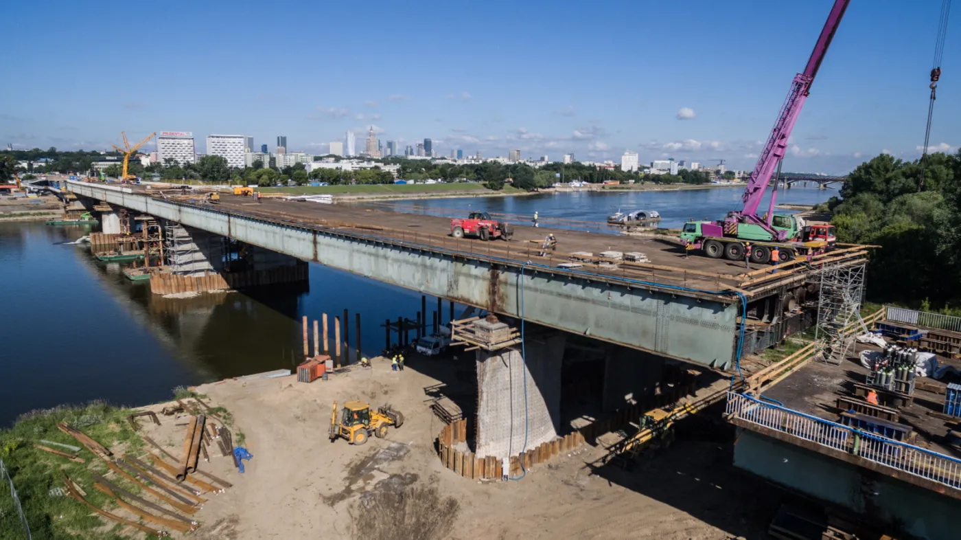 Most Łazienkowski będzie gotowy w październiku