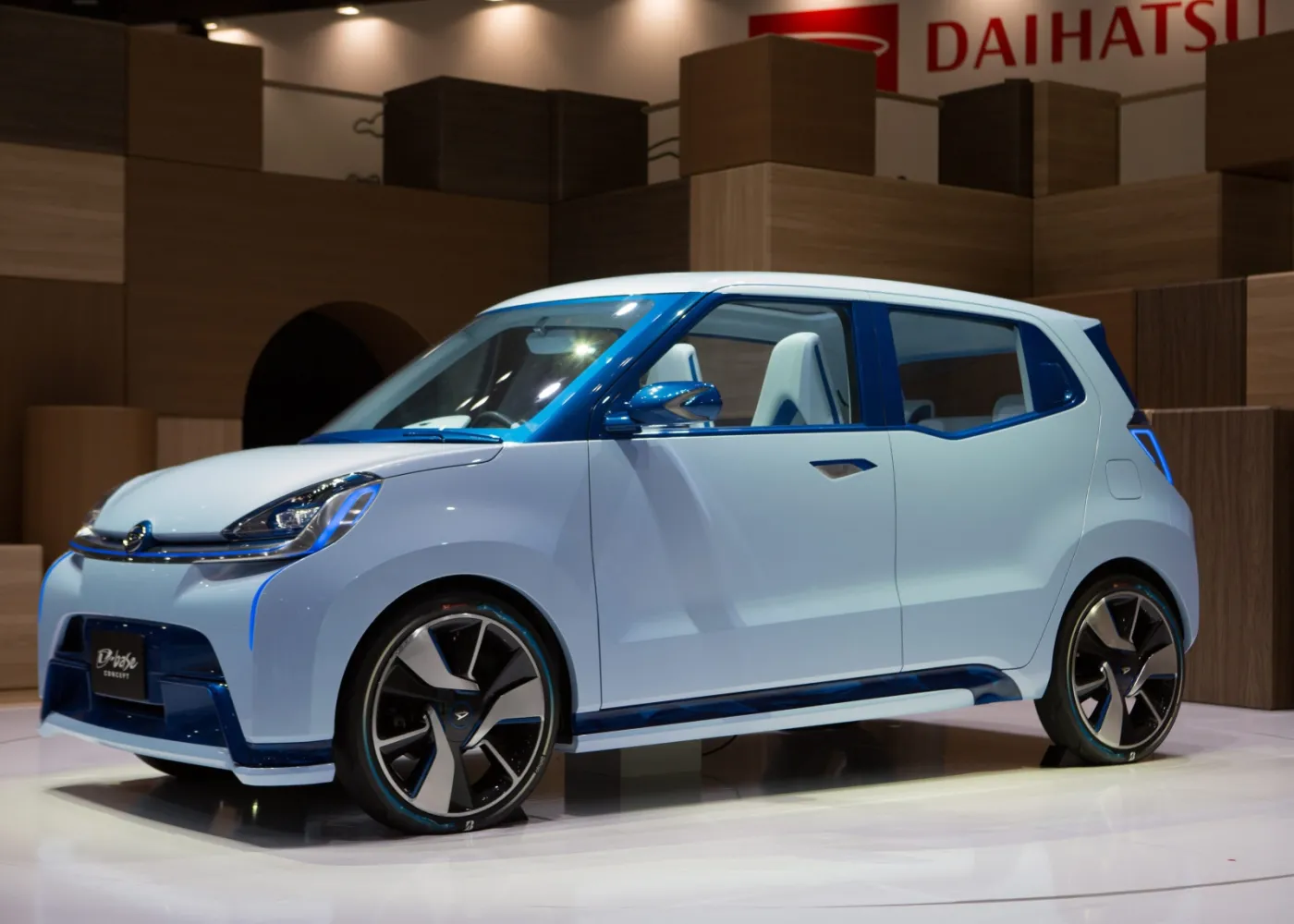 2358672-tokyo-motor-show-2015-daihatsu.jpg