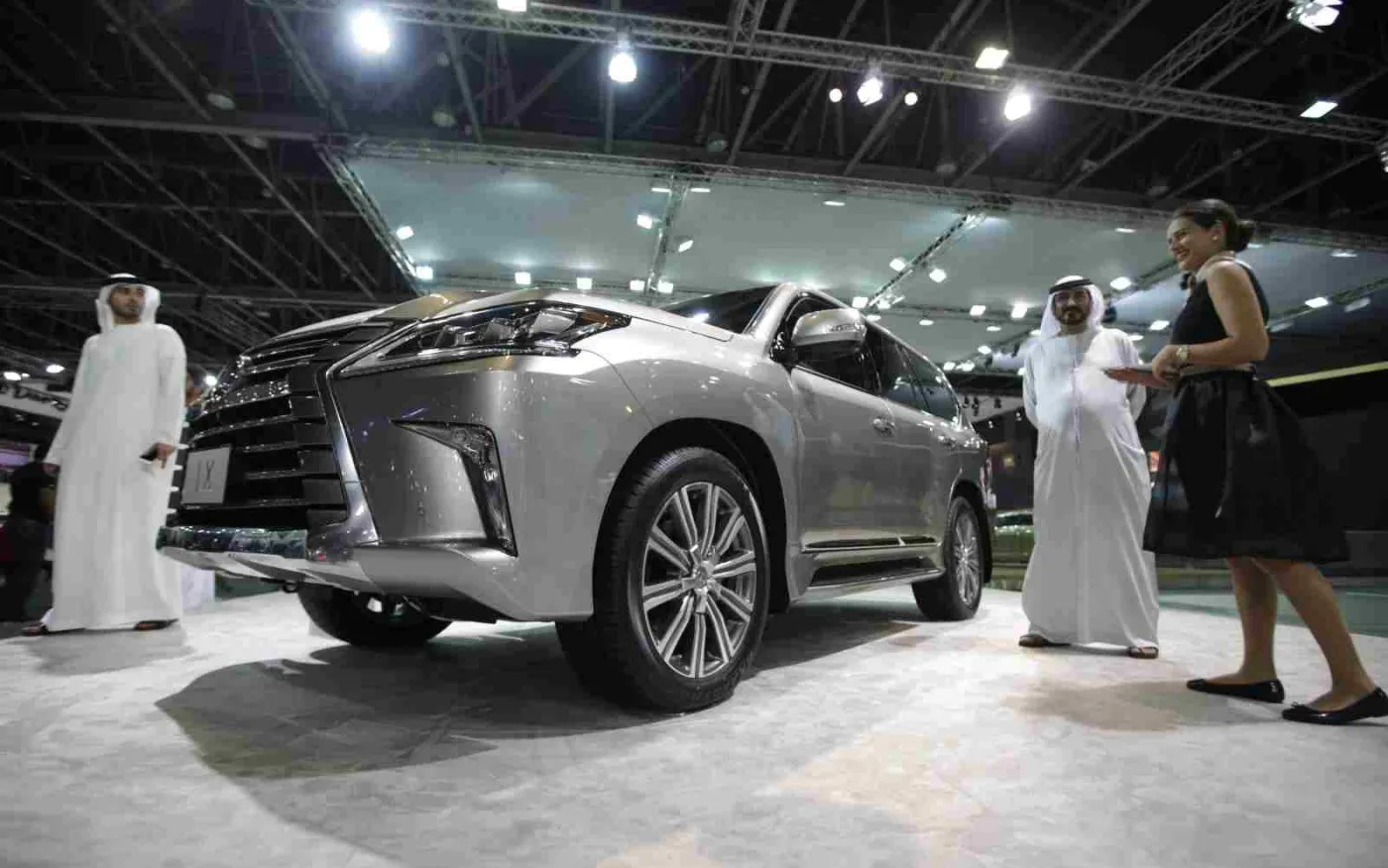 2372764-dubai-international-motor-show.jpg
