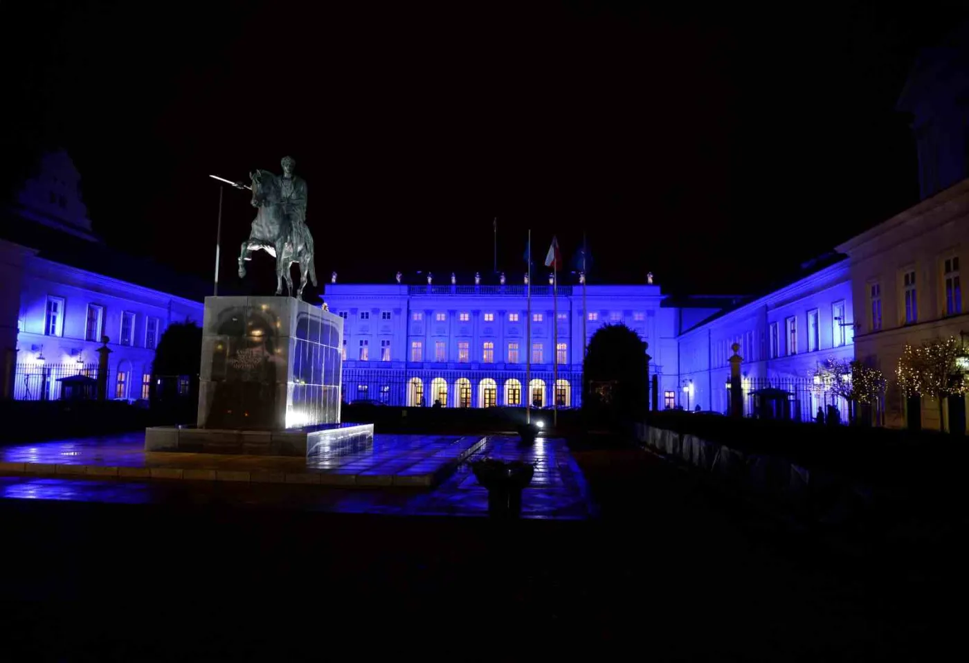 Andrysiak: Polska w ruinie. Armia lemingów zamieniła się miejscami z moherami