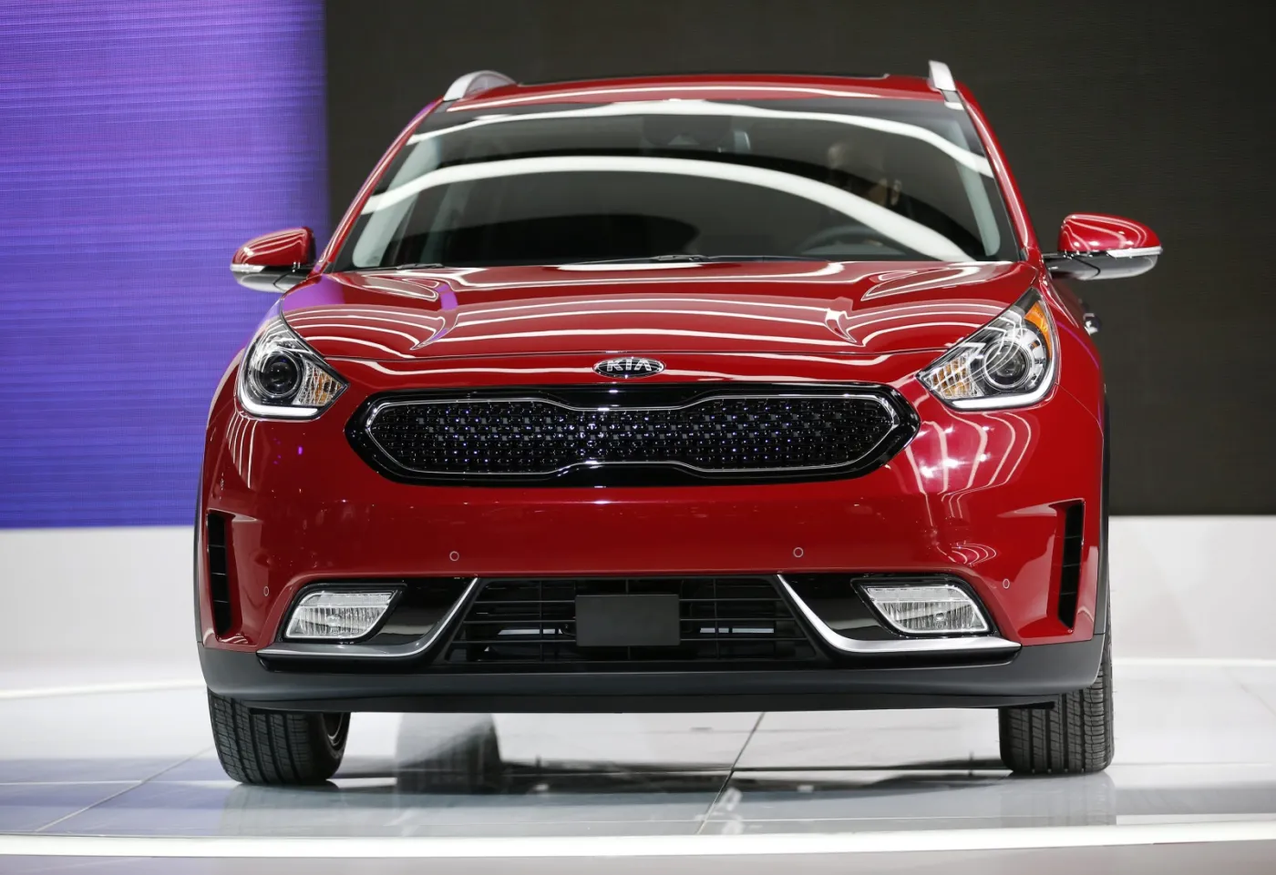 2459318-nowa-kia-niro-hybrid-suv-fot.jpg