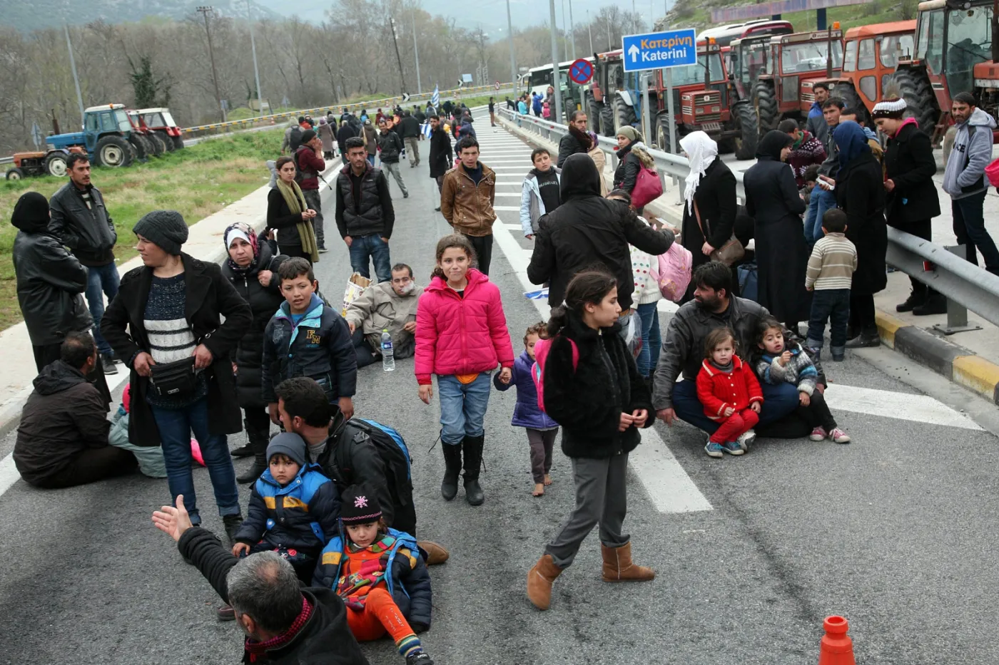 Imigracyjny potop. W Grecji może utknąć siedemdziesiąt tysięcy uchodźców