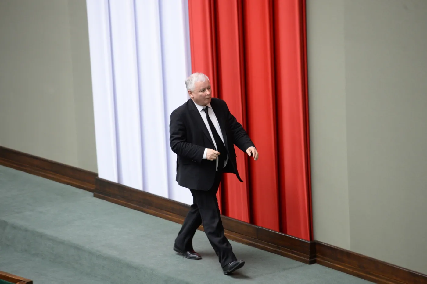 Nowi marcowi docenci. PiS hoduje zastępy wiernych zwolenników