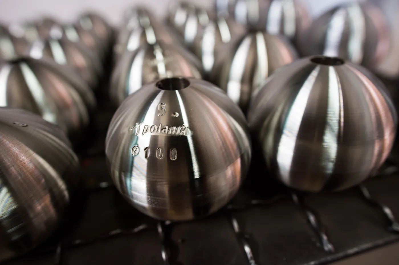 Zobacz, gdzie produkuje się młoty, oszczepy i dyski dla olimpijczyków z Rio de Janeiro