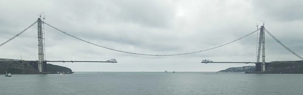 Najdłuższy wiszący most kolejowy na świecie. Spektakularna inwestycja Turcji