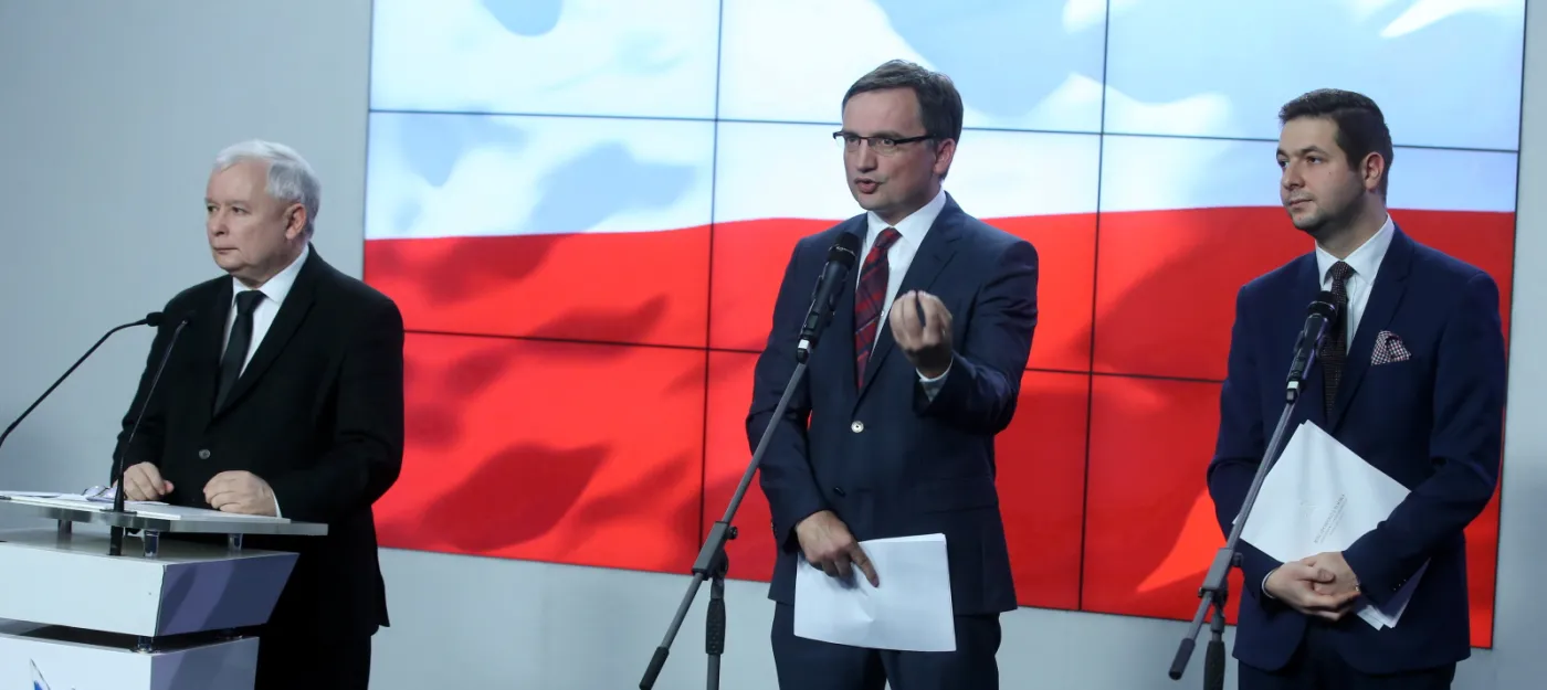 Ministerstwo Sprawiedliwości przyznało kilka miesięcy temu, że państwowy aparat nie radzi sobie z egzekucją zasądzonych alimentów. Skoro więc występują kolosalne trudności z wyegzekwowaniem 300 zł miesięcznie na dziecko, można przypuszczać, że jeszcze większy problem pojawi się z egzekucją wielu milionów od osób, które sama komisja uzna za sprawnie działających hochsztaplerów.
