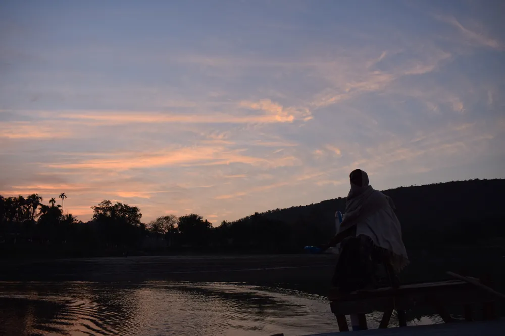 Indyjski miliarder za 10,2 mld dol. wybuduje farmy serwerów. Chce przyciągnąć Google i Amazona