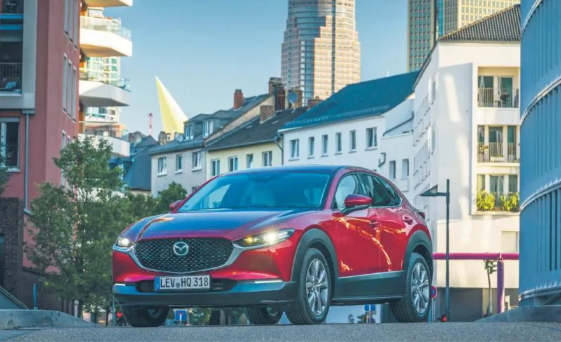 Bąk: Rock’n’roll w wykonaniu Britney Spears [MOTOFELIETON]