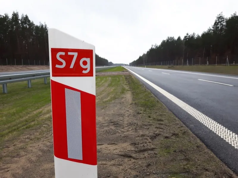 3186497-trasa-s7-na-odcinku-rychnowo.jpg
