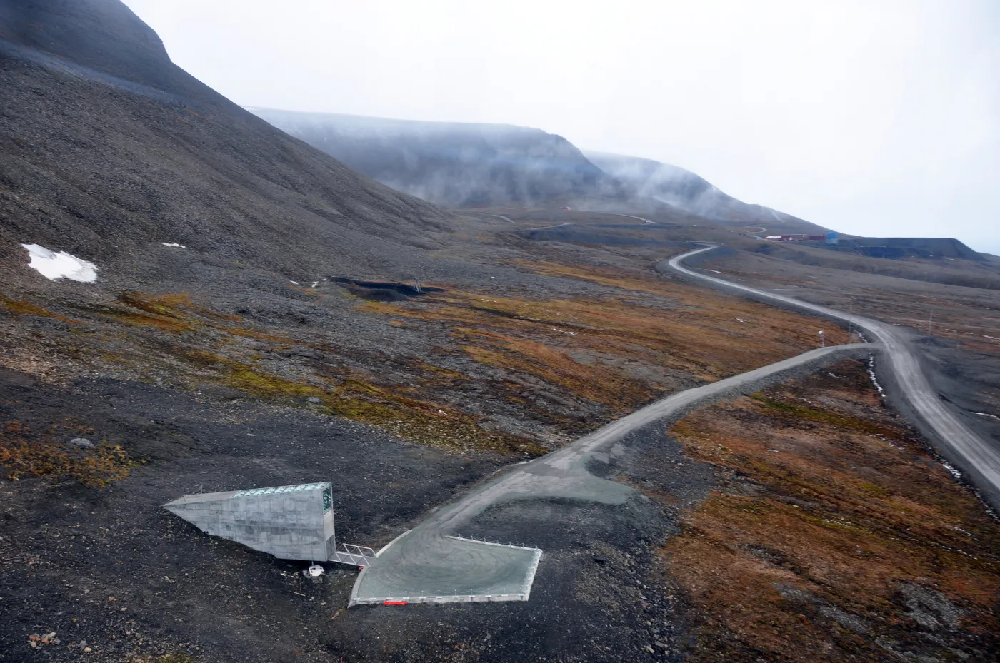 3279817-globalny-bank-nasion-svalbard.jpg