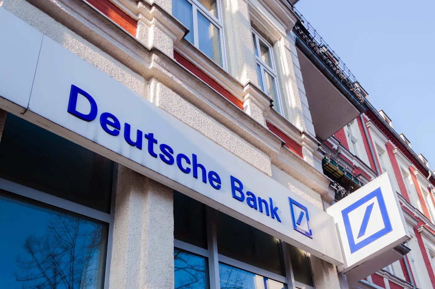 Deutsche Bank chce zamknąć co piąty oddział w Niemczech. "Tak szybko, jak to możliwe"