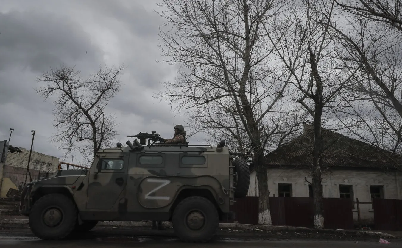 "Washington Post": Kamuflaż z dywanów na rosyjskich czołgach świadczy o nieprzygotowaniu do wojny