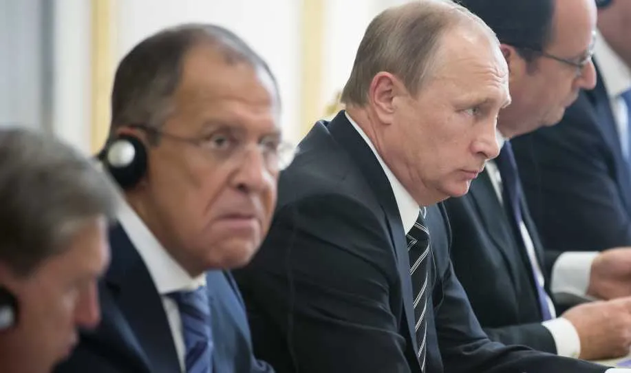 Sankcje zachodnie wpłyną na styl życia rosyjskich elit. Koniec z podróżami na Zachód