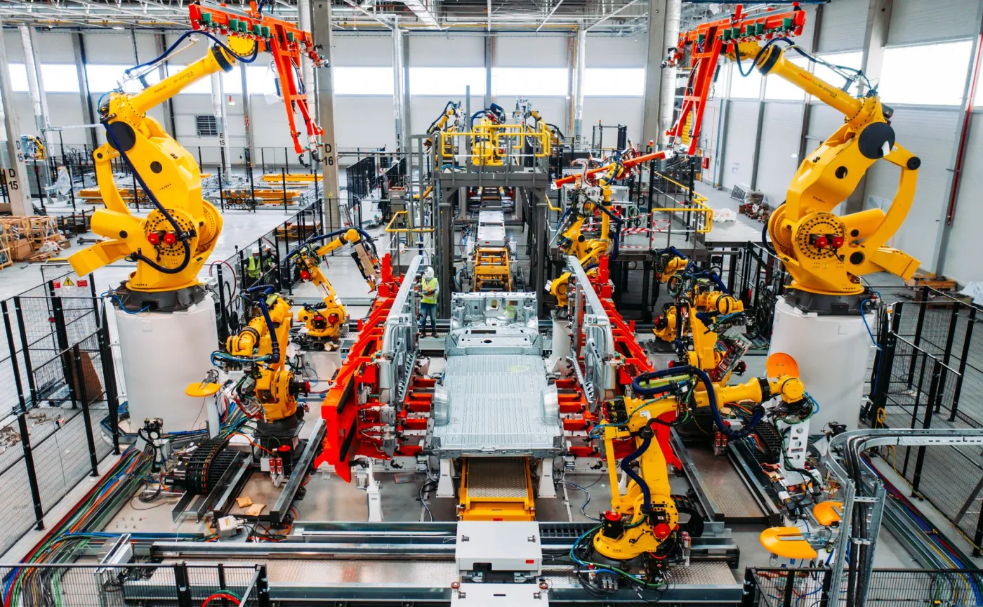 Produkcja przemysłowa hamuje. Spadek o 6,5 proc. w ujęciu miesięcznym