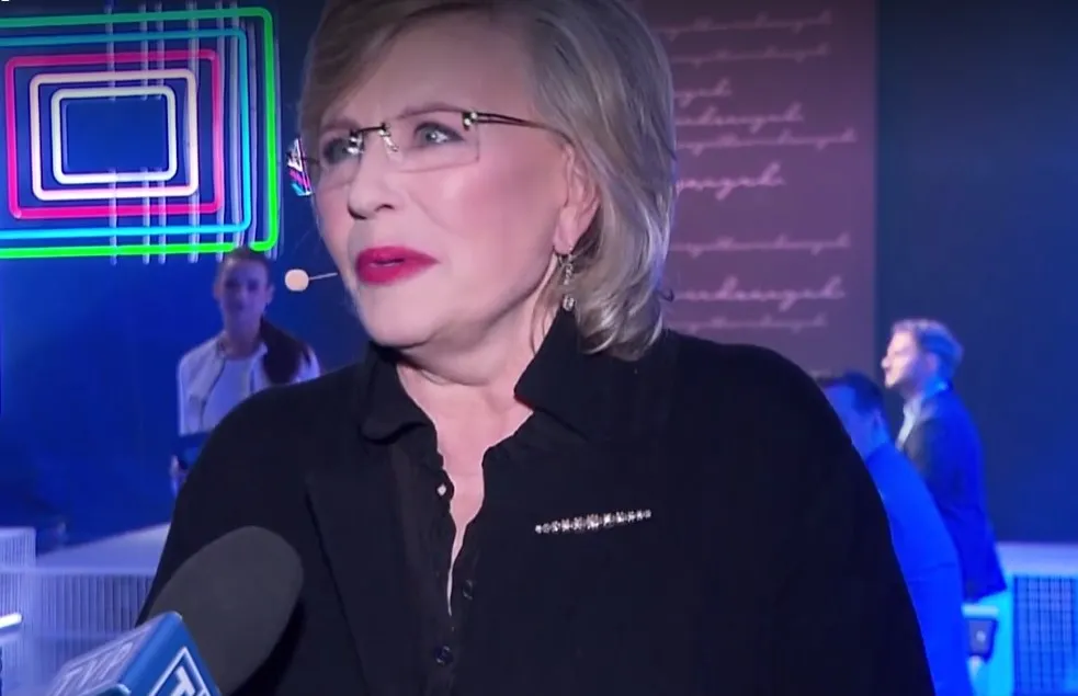 Artur Barciś, Krystyna Janda, Marian Opania i inni artyści apelują do Szymona Hołowni