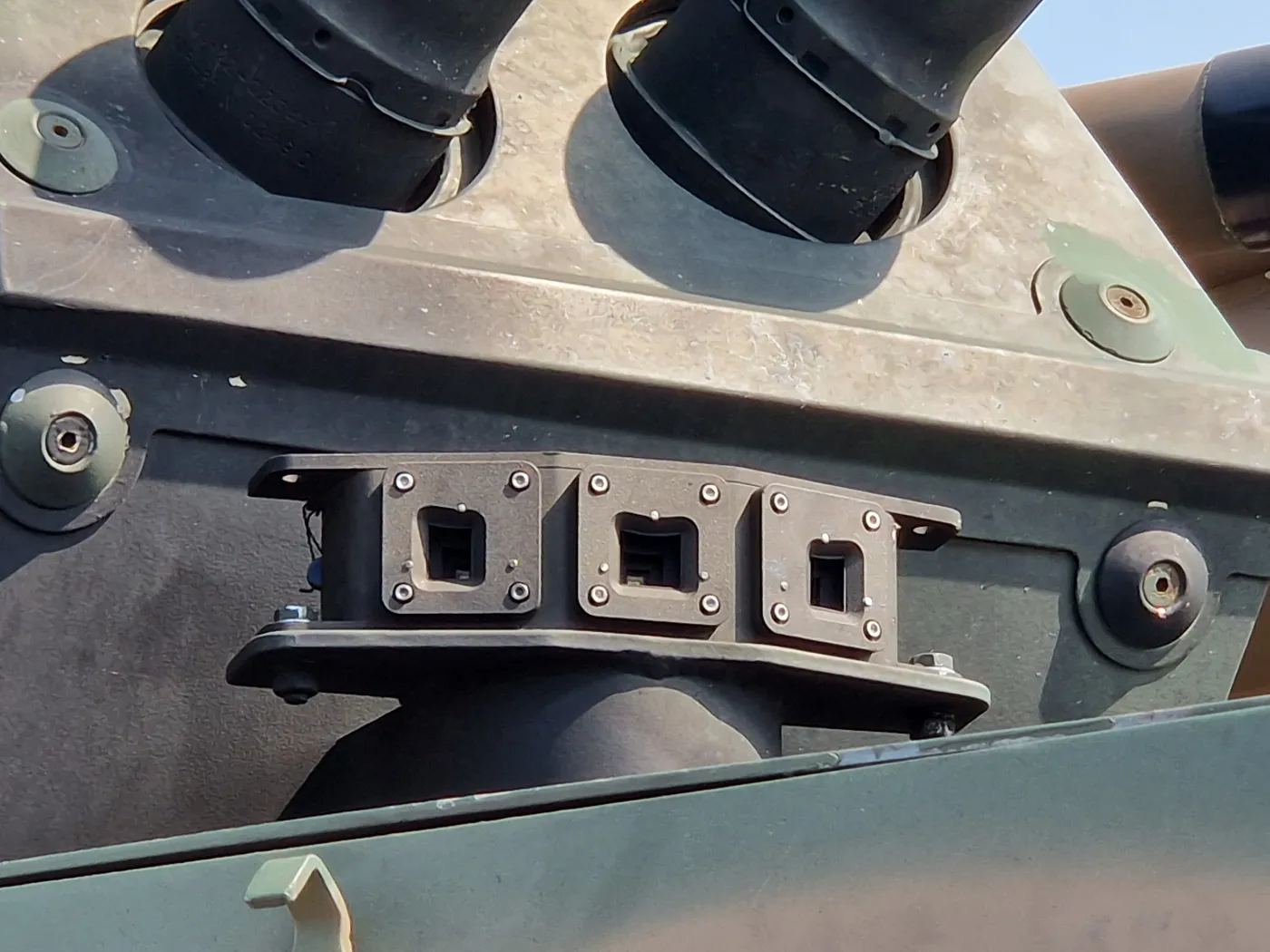 Sensory systemu samoobrony Obra-3.