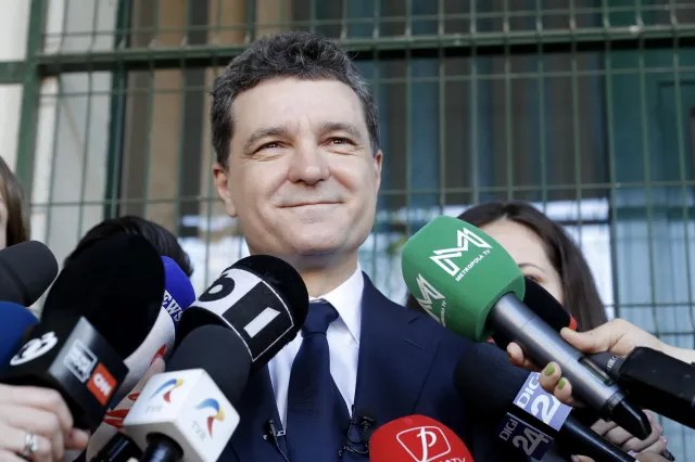 Druga tura wyborów prezydenckich w Rumunii. Burmistrz Bukaresztu przeskoczył kandydata rządzącej koalicji