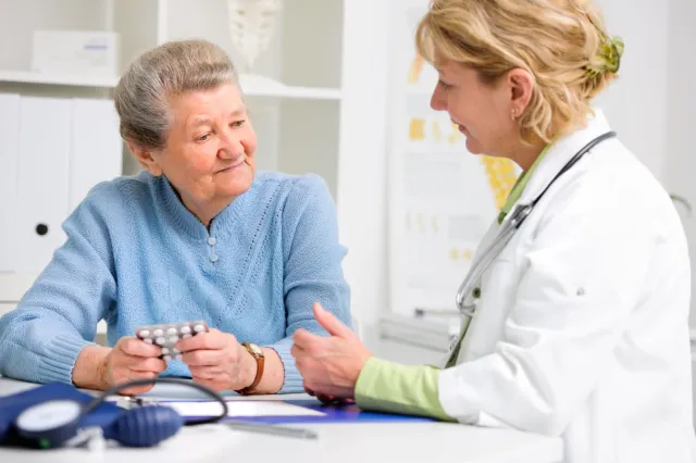 Darmowe badania za 8000 zł? NFZ już je refunduje – zobacz, co ci się należy w 2025