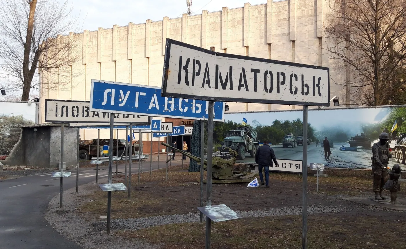 Zełenski: Donbas został całkowicie zniszczony