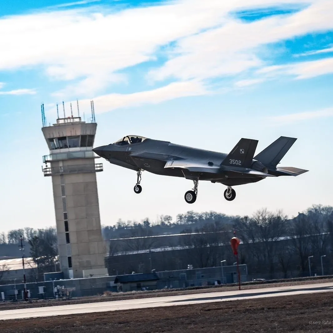 F-35 z polskim pilotem lata w USA
