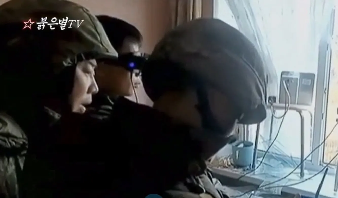 Północnokoreańscy operatorzy dronów podczas walk z ukraińskimi oddziałami, które wtargnęły do rosyjskiego obwodu kurskiego.