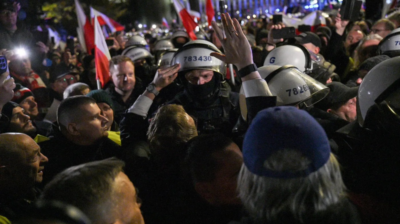 Kryzys wokół Trybunału Konstytucyjnego. Prezydent zwołał pilne konsultacje z udziałem sił parlamentarnych