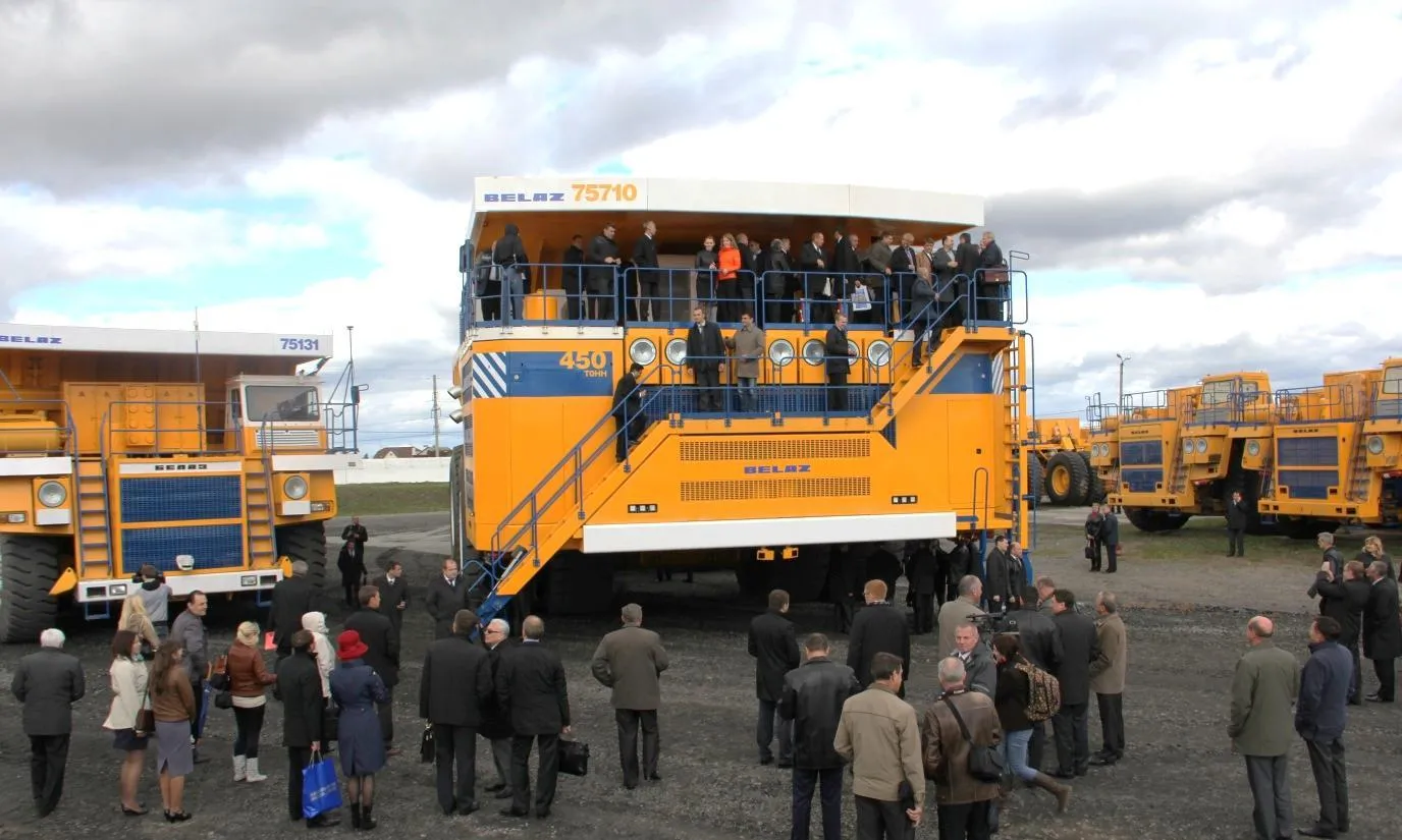 Na Białorusi wyprodukowano największą ciężarówkę na świecie