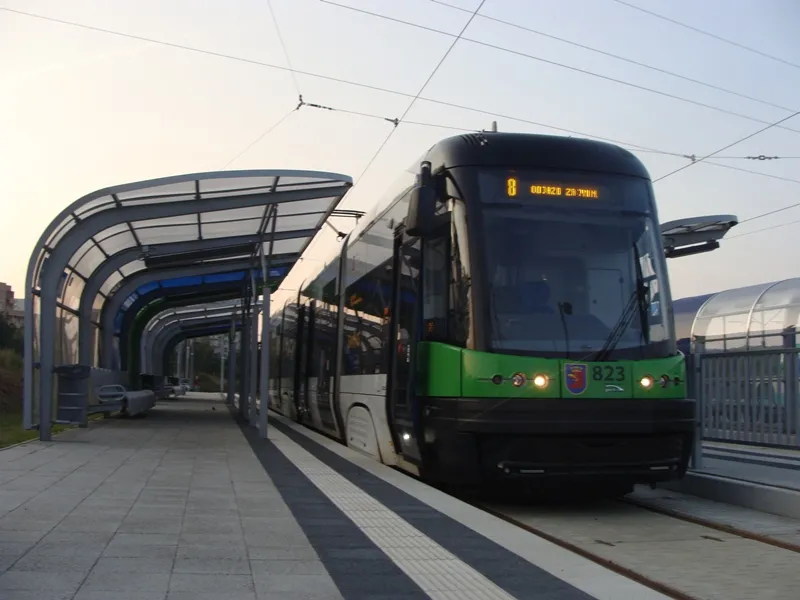 2431457-fot-7-szczecinski-szybki-tramwaj.jpg