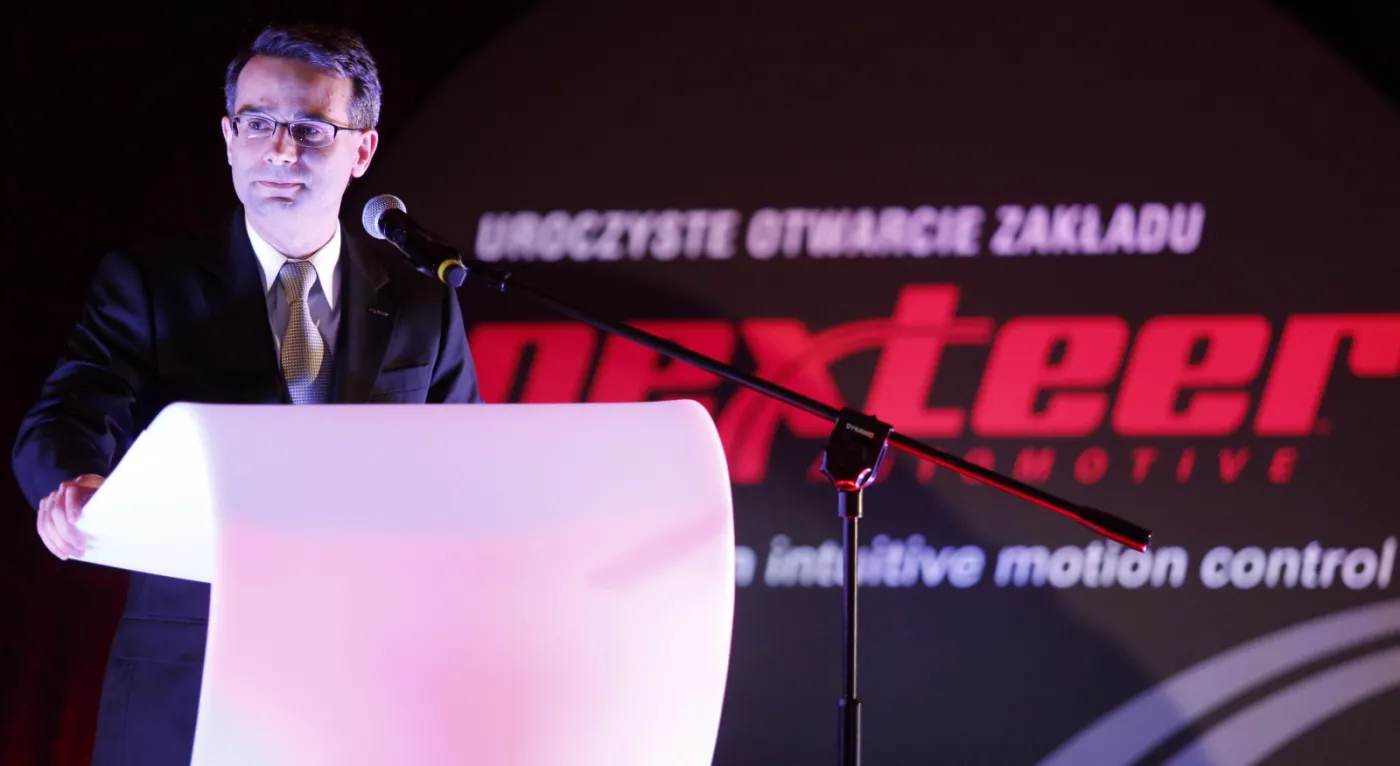 2517268-prezes-nexteer-automotive-laurent.jpg