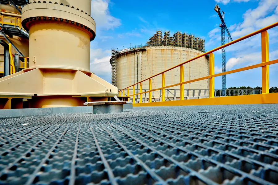 Karpiński: Terminal LNG będzie gotowy w 2015 r.