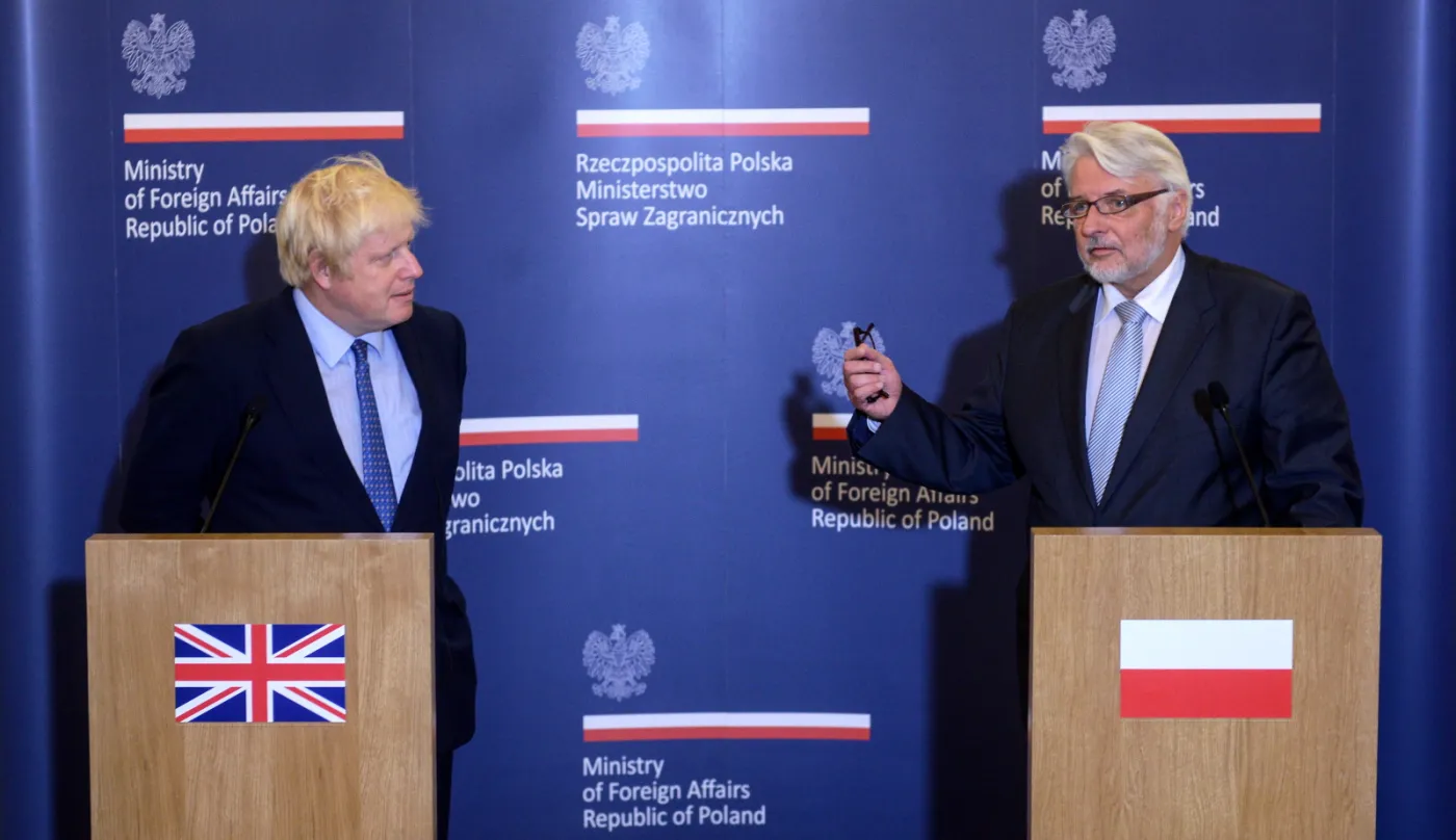 "Nie ma zgody na ksenofobię". Waszczykowski i  Johnson o wrogości wobec Polaków na Wyspach