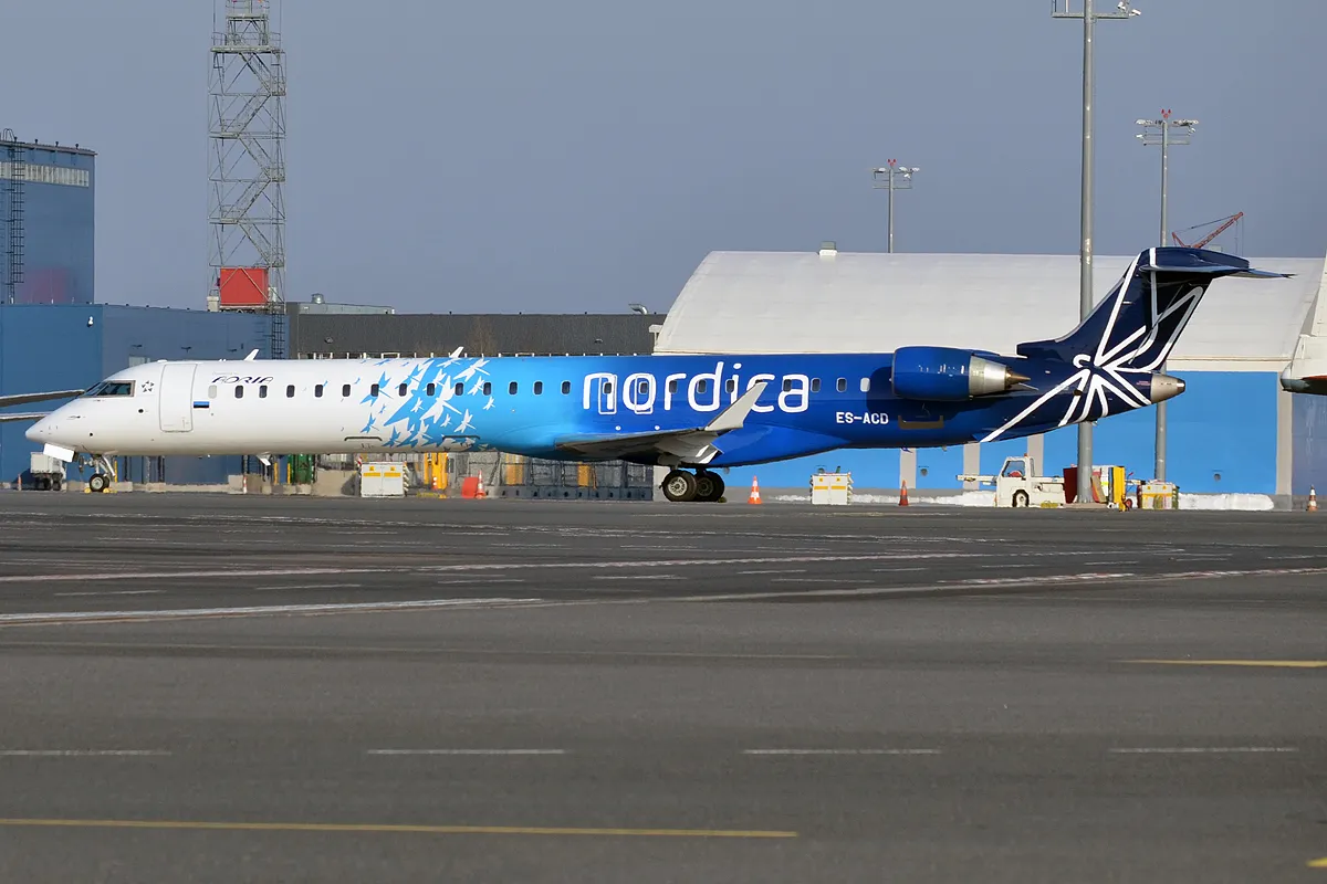 2713824-bombardier-crj900-linii-nordica.jpg