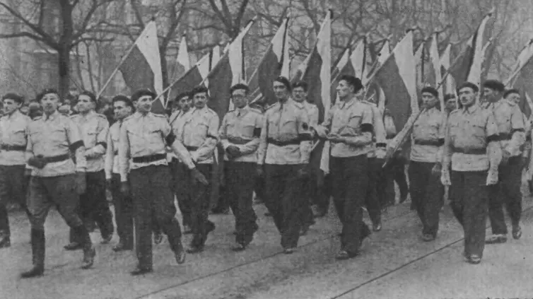 Związek nacjonalizmu i katolicyzmu w Polsce to mit