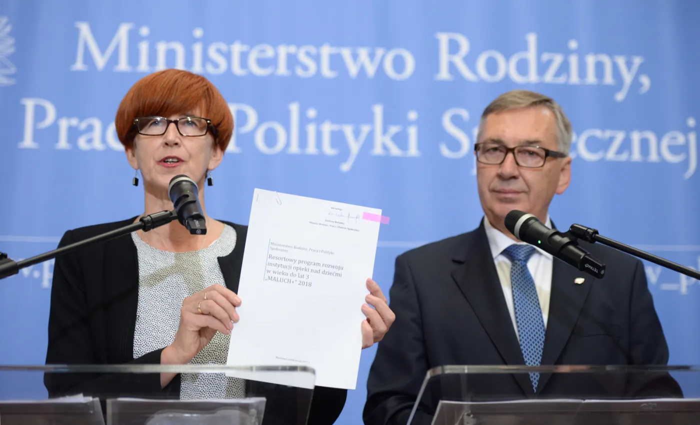 Rafalska przedstawia program Maluch plus: 450 mln na żłobki i opiekunów. Już za rok