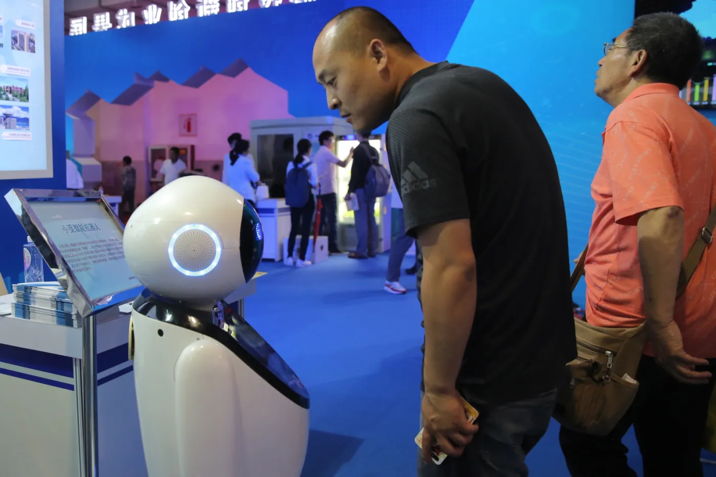 Drony, sztuczna inteligencja, wirtualna rzeczywistość. W Pekinie rozpoczęło się High-Tech Expo [ZDJĘCIA]