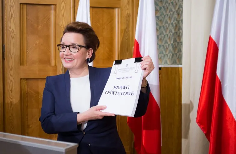 Nie będzie dymisji Anny Zalewskiej. Szefowa MEN "cieszy się zaufaniem premiera"