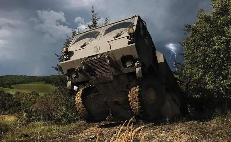 Huta Stalowa Wola podpisała umowę z Czechami. Terenówka Tatra będzie produkowana w Polsce