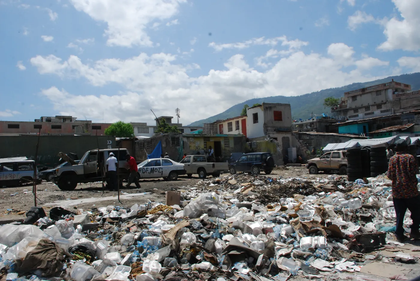 Liczba ofiar śmiertelnych trzęsienia ziemi na Haiti wzrosła do 2 189