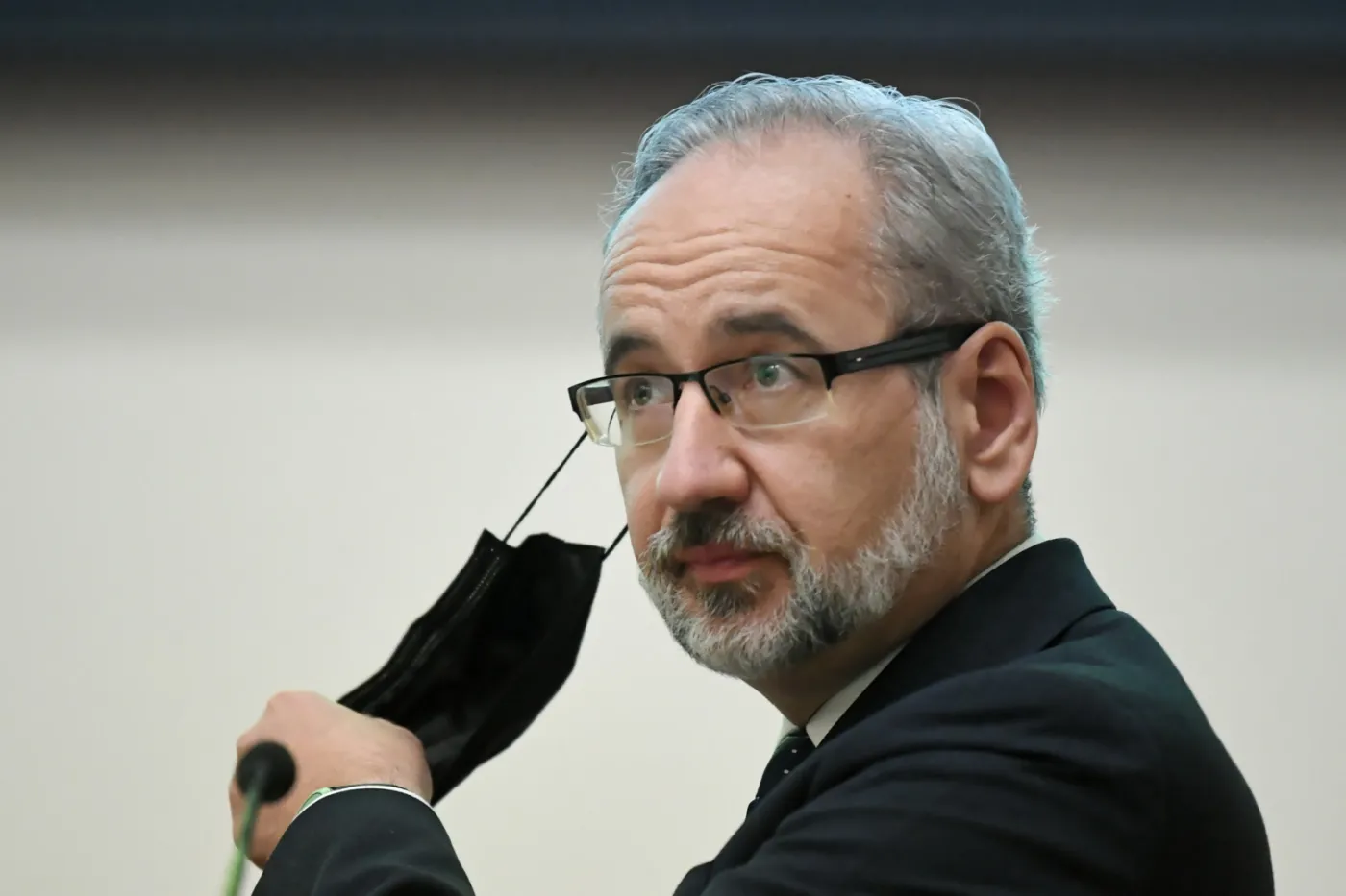 Niedzielski: Najbardziej czarne scenariusze to ponad 20 tys. hospitalizacji pacjentów z COVID-19