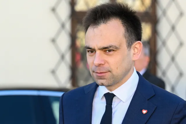 Minister finansów: Chcemy skończyć z polityką "tekturowych czeków"