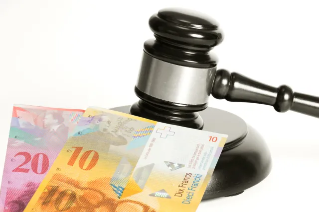 Nowa pułapka na frankowiczów? Banki rozważają możliwość waloryzacji kredytów walutowych