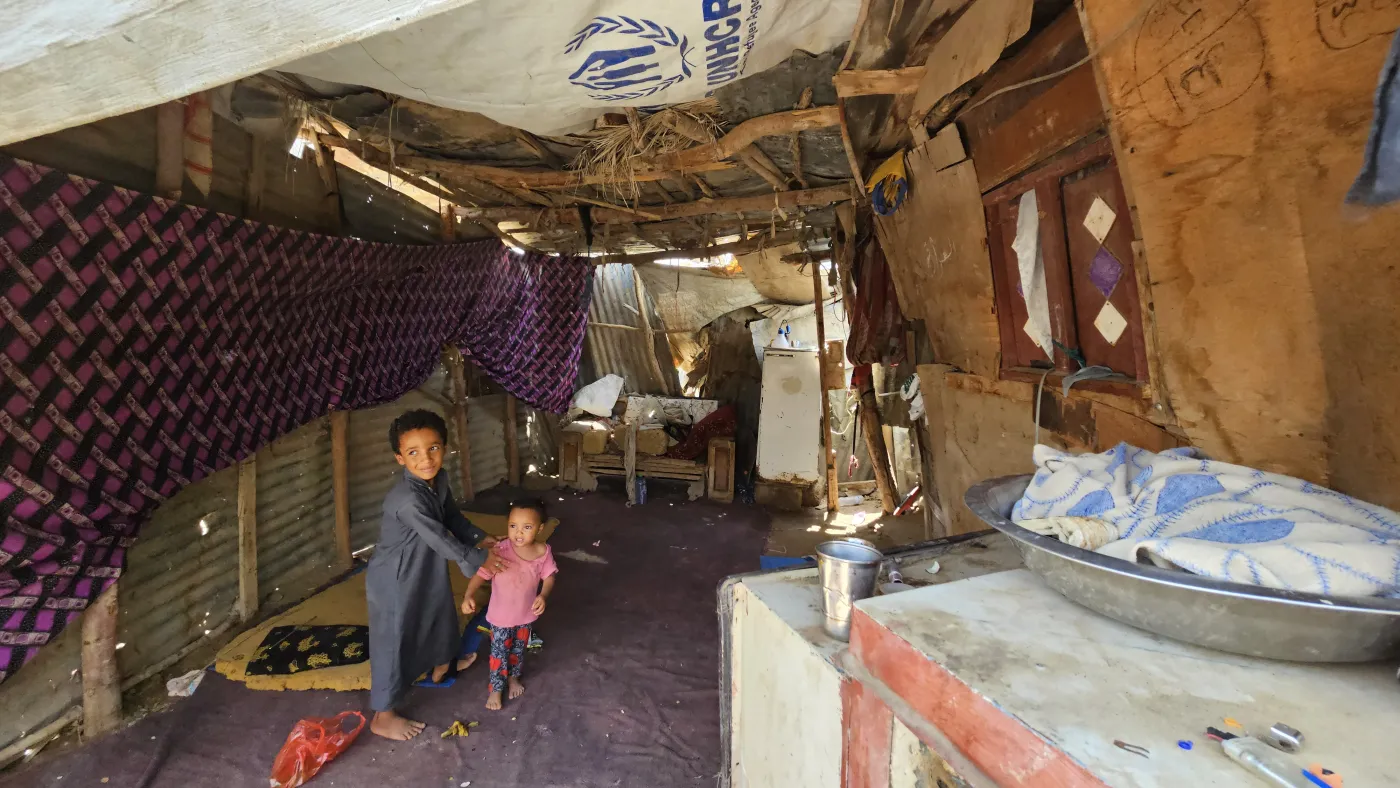 Mieszkańcy Jemenu w 10. roku wojny. Fot. PAH