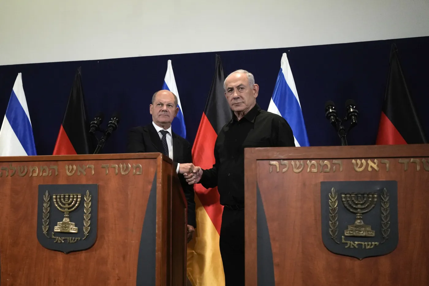 Scholz w Tel Awiwie musiał udać się do schronu po alarmie przeciwrakietowym