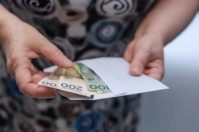 Zasiłek pielęgnacyjny dla cukrzyków 2026. Co trzeba zrobić, żeby go dostać?