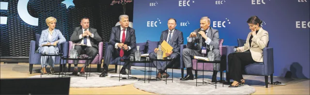 Transformacja energetyczna dwóch prędkości