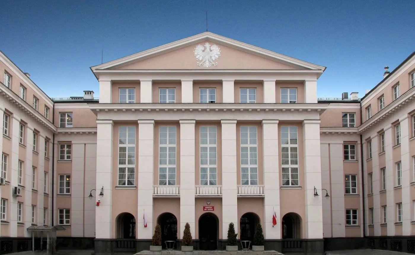 Rzecznik Praw Dziecka wydawał książki Wandy Półtawskiej i finansował religijne wyjazdy