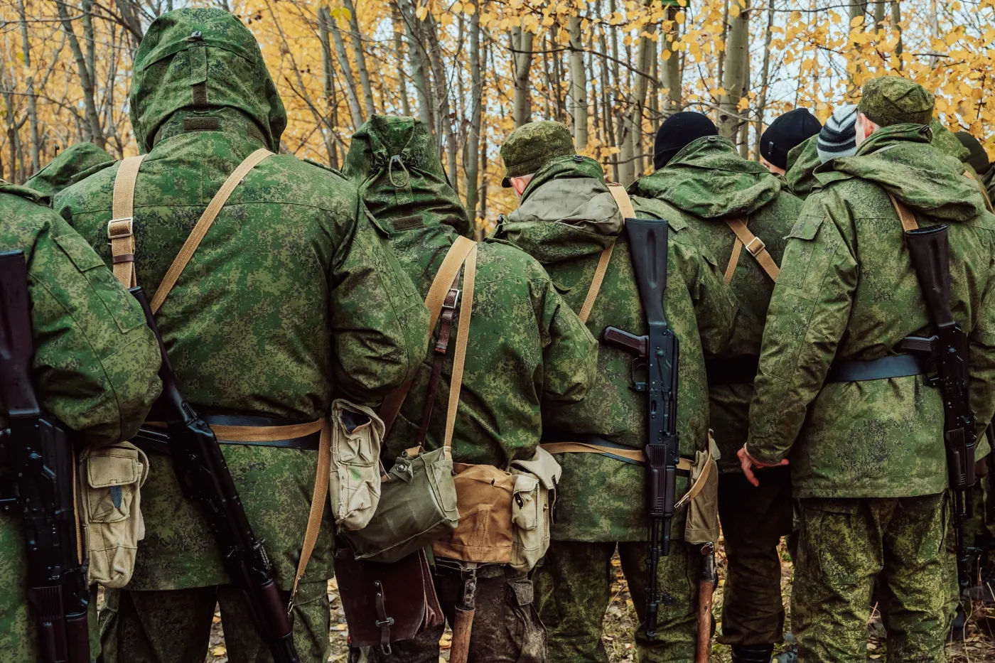 Rosjanie knują coś na granicy NATO. "Ludziki Putina" wkroczyły do akcji