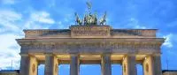 681168-800px-brandenburger-tor-blaue-stunde.jpg