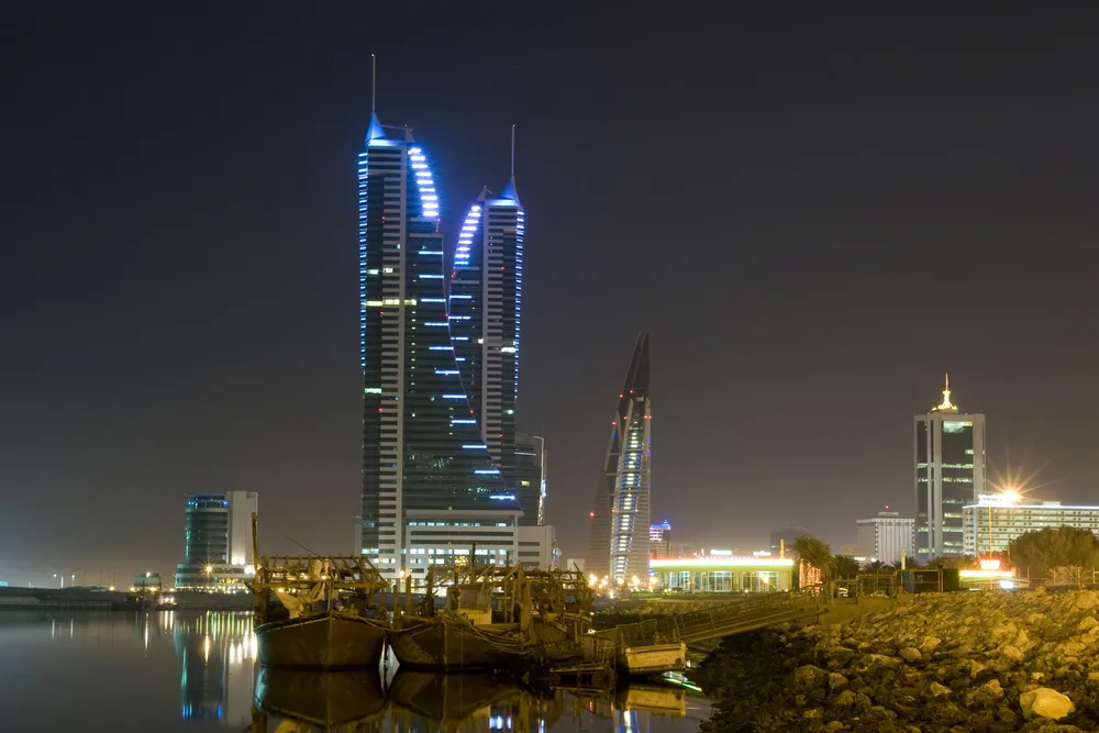 1191367-bahrain-manama-cityscape-night-scene.jpg
